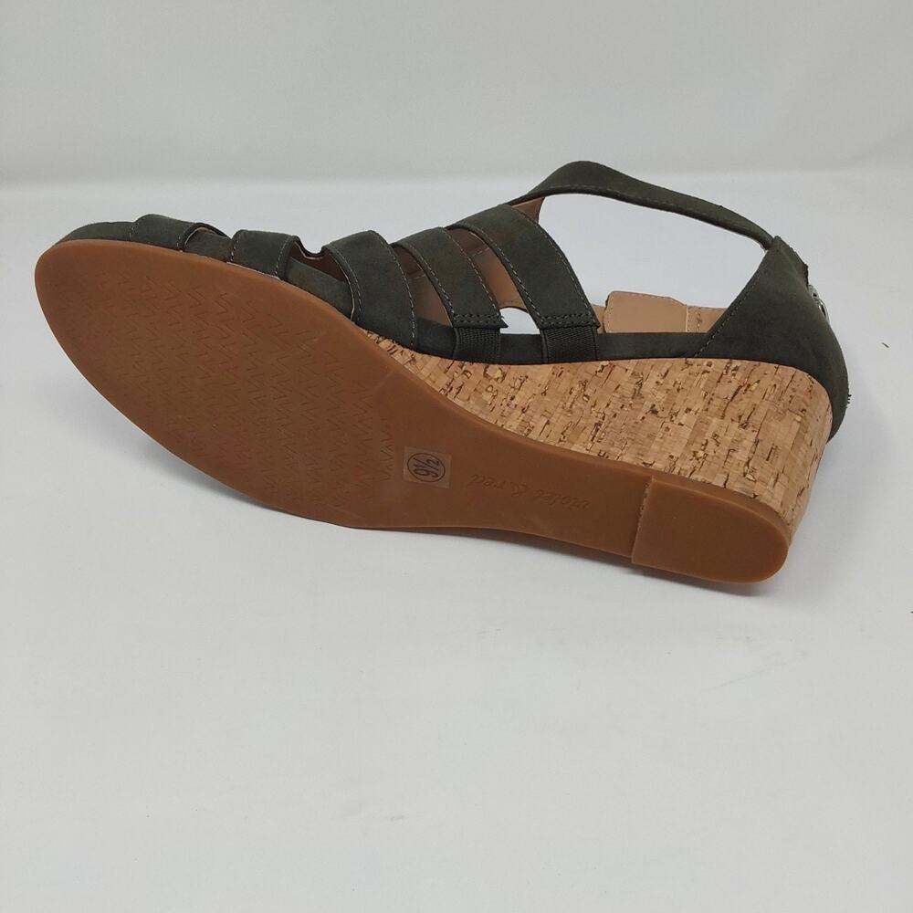Violet & Red Women’s Green Cork Wedge Sandals Strappy Open Toe Buckle Size 9.5 - Picture 8 of 13